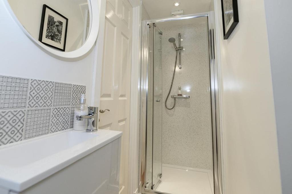 Lerwick Bed & Breakfast | Aald Harbour Bed & Breakfast
