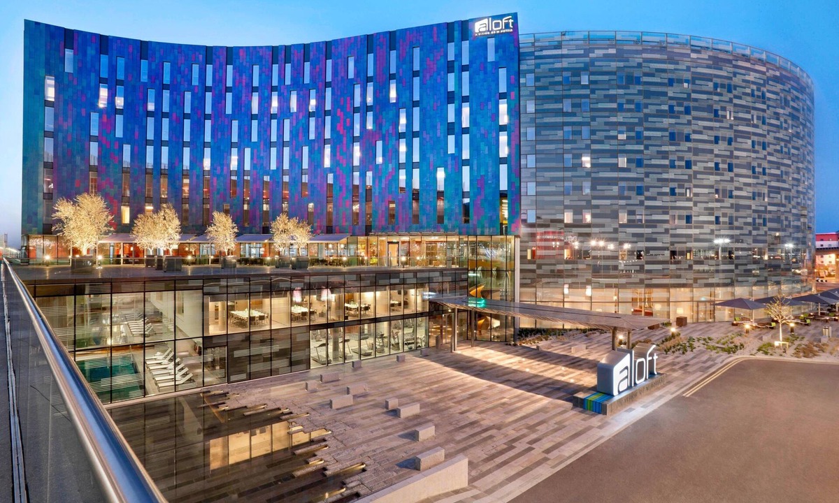 Custom House Hotel | Aloft by Marriott London Excel