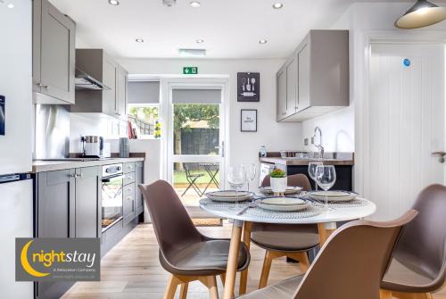 Stonnall House | Alpha House Groups Contractors Families Welcome
