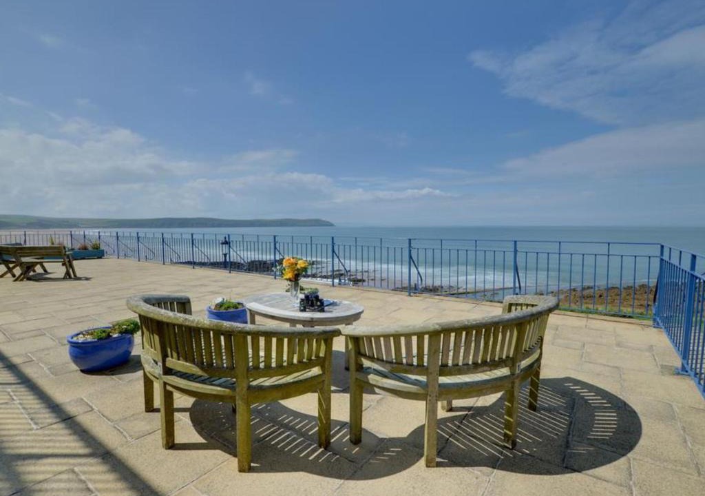 Mortehoe Apartment | Apartment 1 Devon Beach Court by Interhome