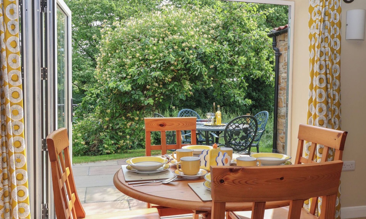 Low Catton Cottage | Apple Tree Cottage
