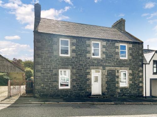 Newton Stewart House | Arden