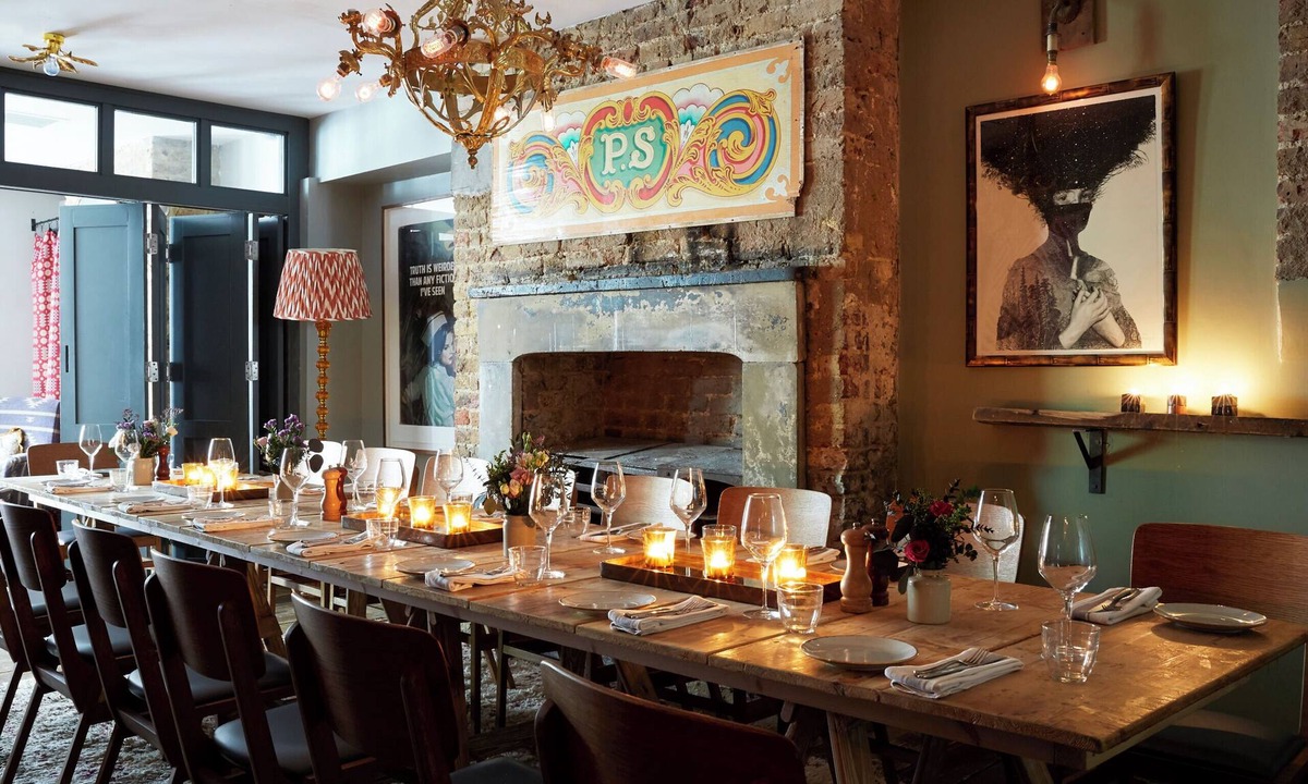 Warwick Hotel | Artist Residence London