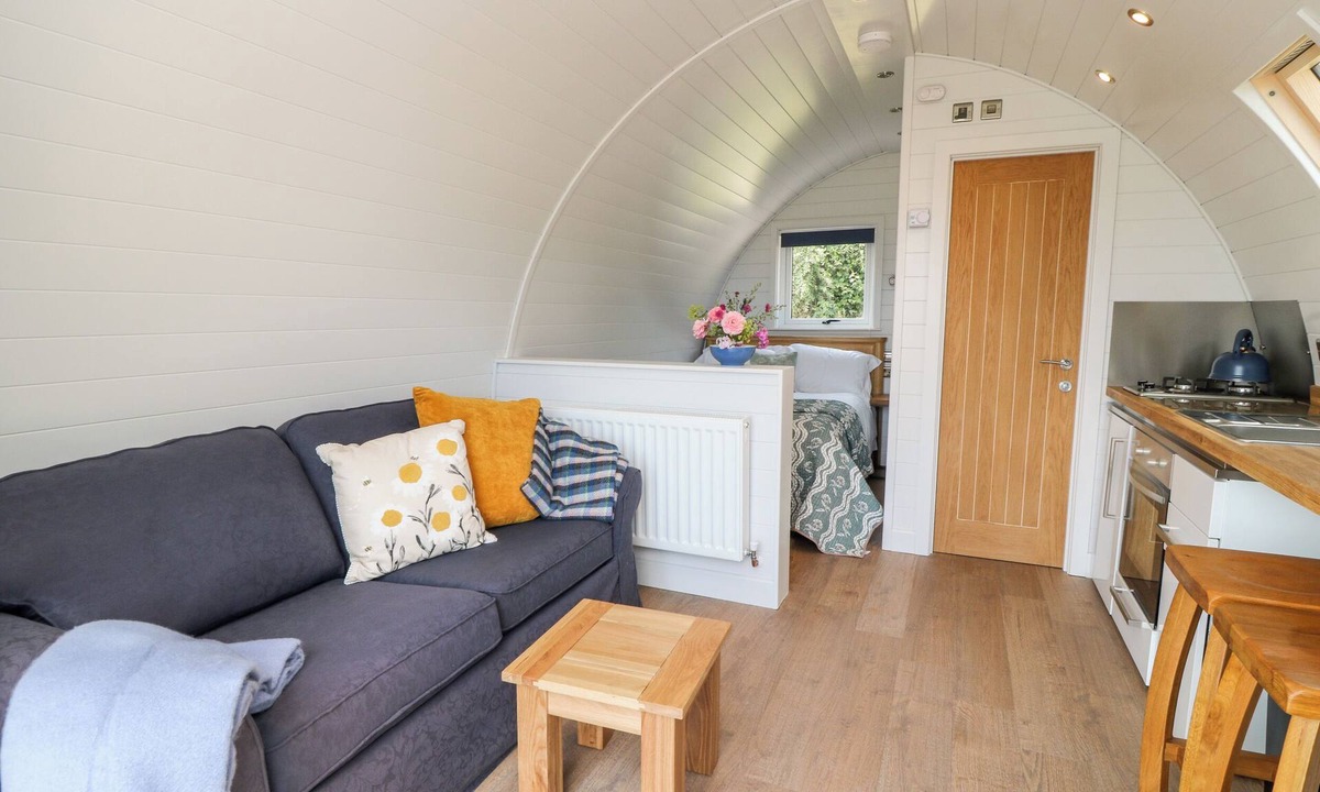 Saltash Cottage | Ash