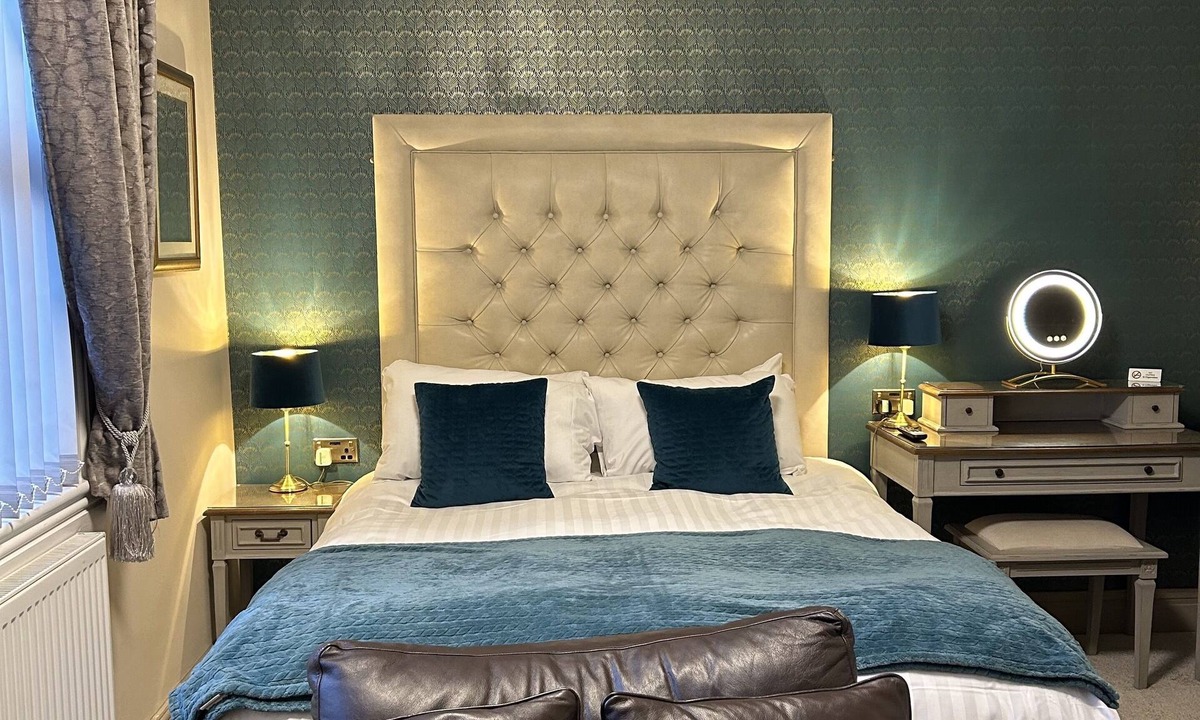 York House | Ashbourne House