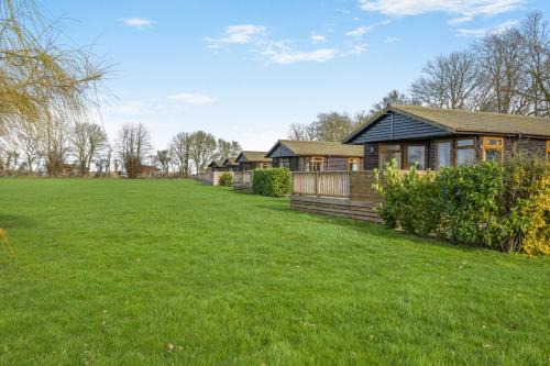 Diss House | Athelington Lodge - Willow