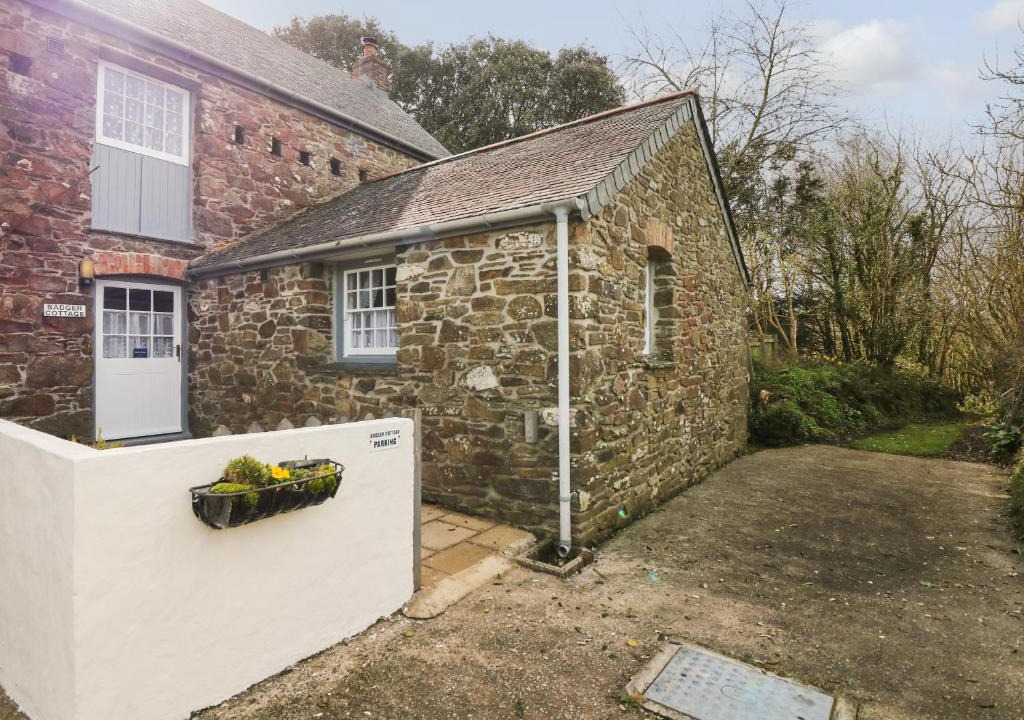 St. Martin House | Badger Cottage