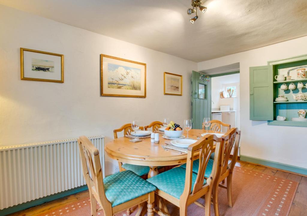 Littlebredy House | Badgers Cottage
