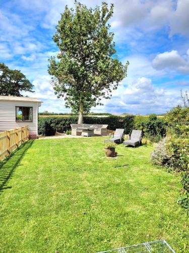 Norwich House | Badgers Rest Loddon