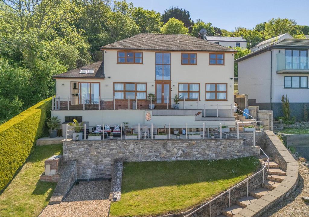 Prestatyn House | Baobab Lodge