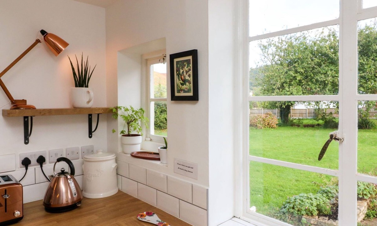 Bossington Cottage | Barton Lodge