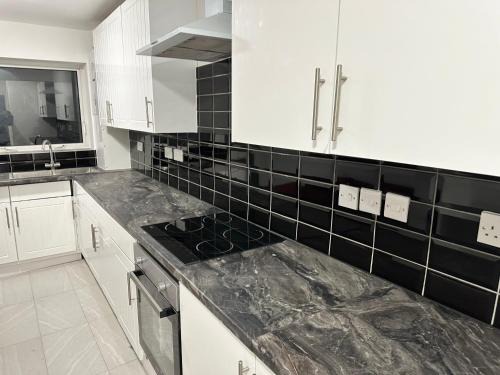 Basildon Apartment | Basildon Everlight Villa