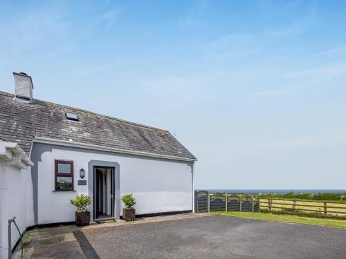 Llansantffraed House | Bay View Cottage