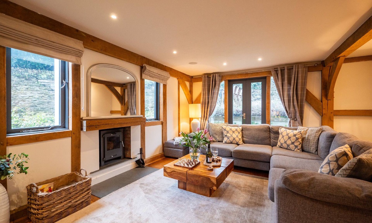 Stoke Fleming House | Beautiful Oak-Framed Devon Escape near Dartmouth