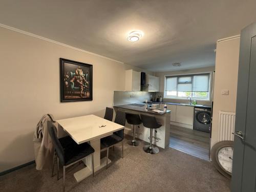 Headington Apartment | Beautiful Spacious Flat