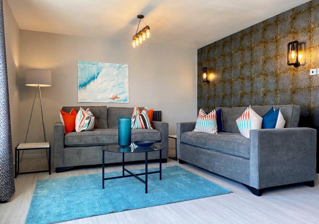 Partick Apartment | Beautiful West End Flat with Private Parking