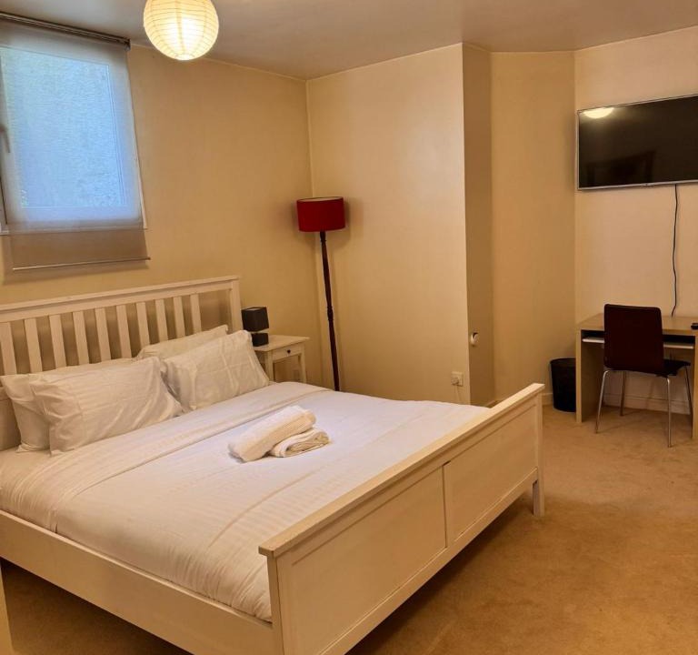Headingley Apartment | BEC Chambers-Stone Villa