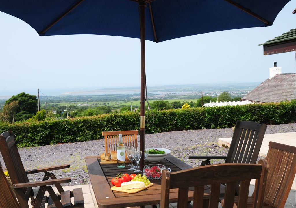 Brynrefail Cottage | Beech Tree Cottage - Three Bedroom Cottage, Sleeps 6