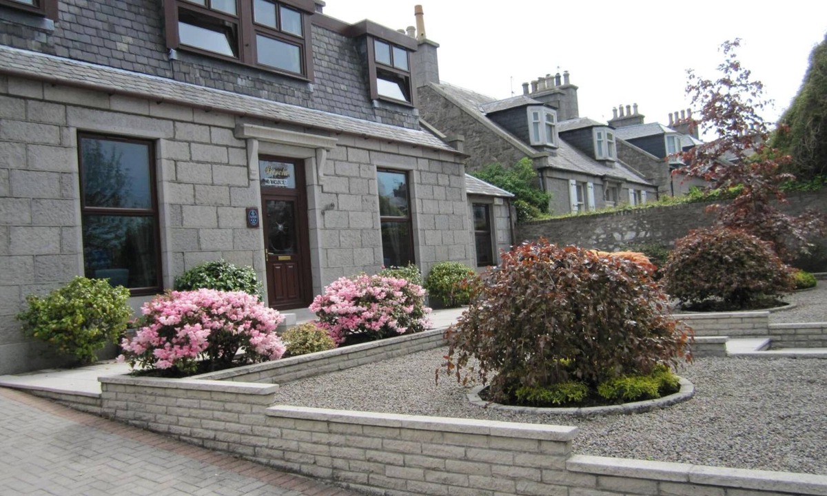 Aberdeen West End House | Beeches Aberdeen