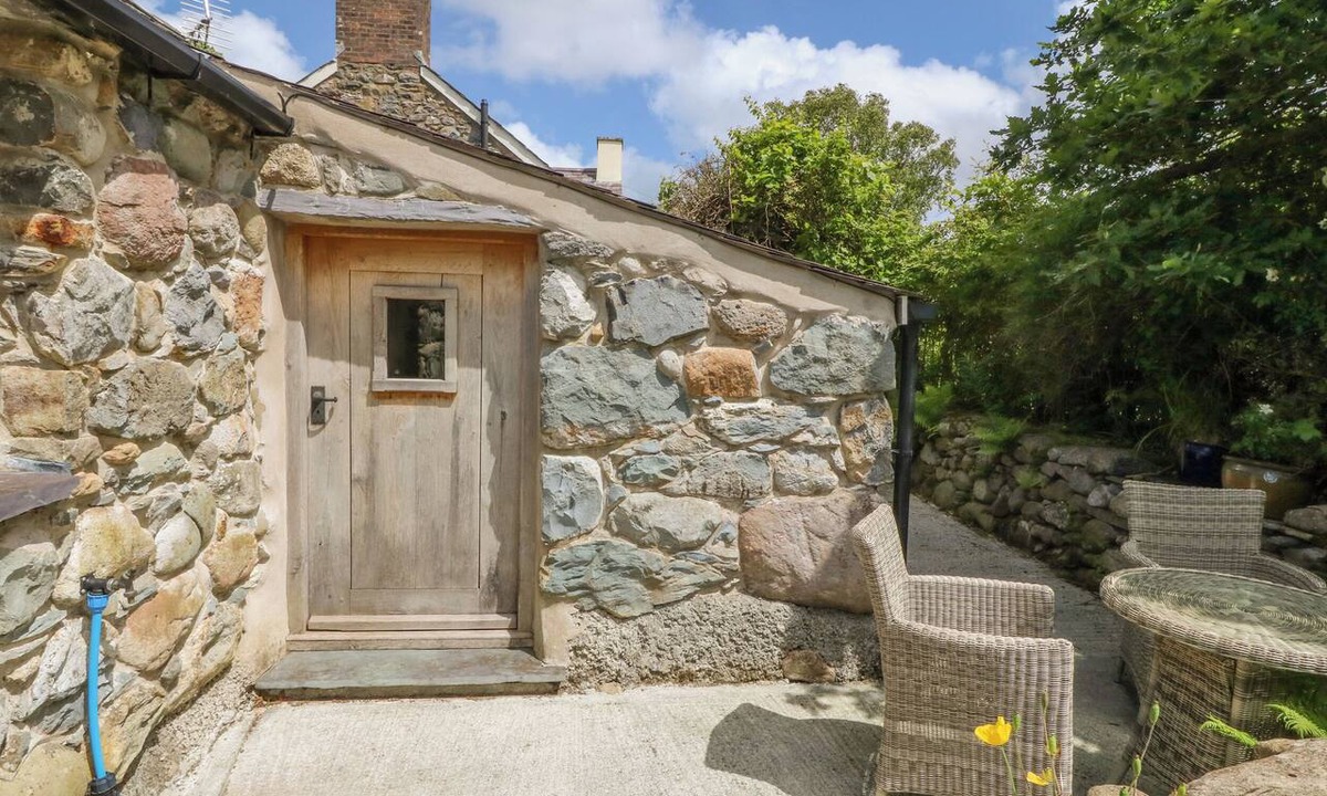 Llandwrog Cottage | Beudy'r Wennol