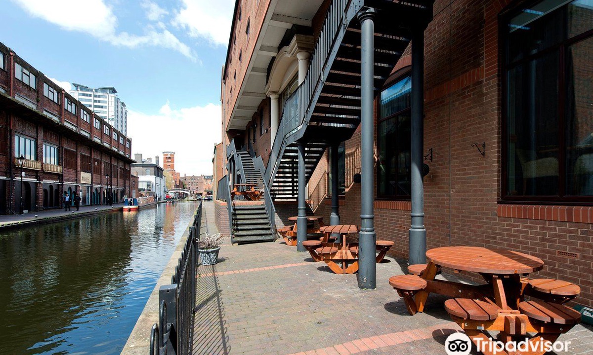 Convention Quarter Hotel | Birmingham City Centre Bridge Street hotel