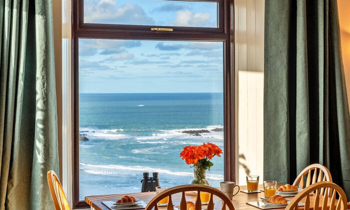 Penzance Cottage | Bishop Rock