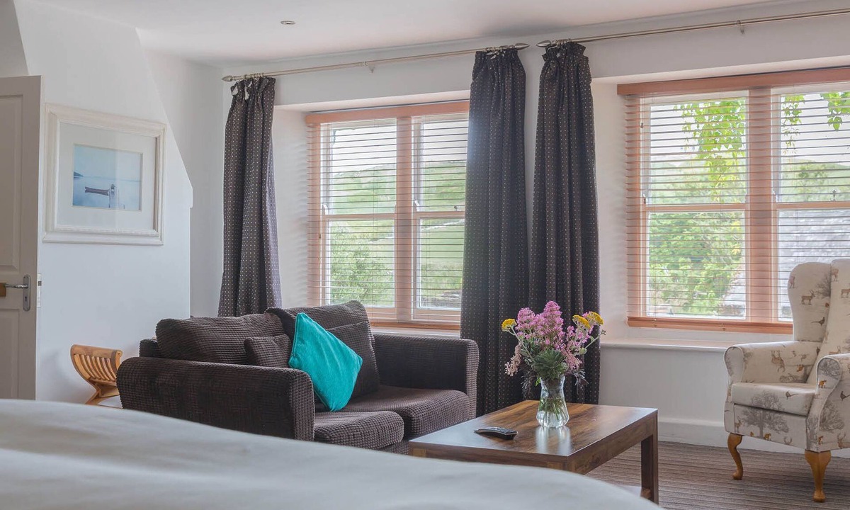 West Lulworth House | Bishops Cottage