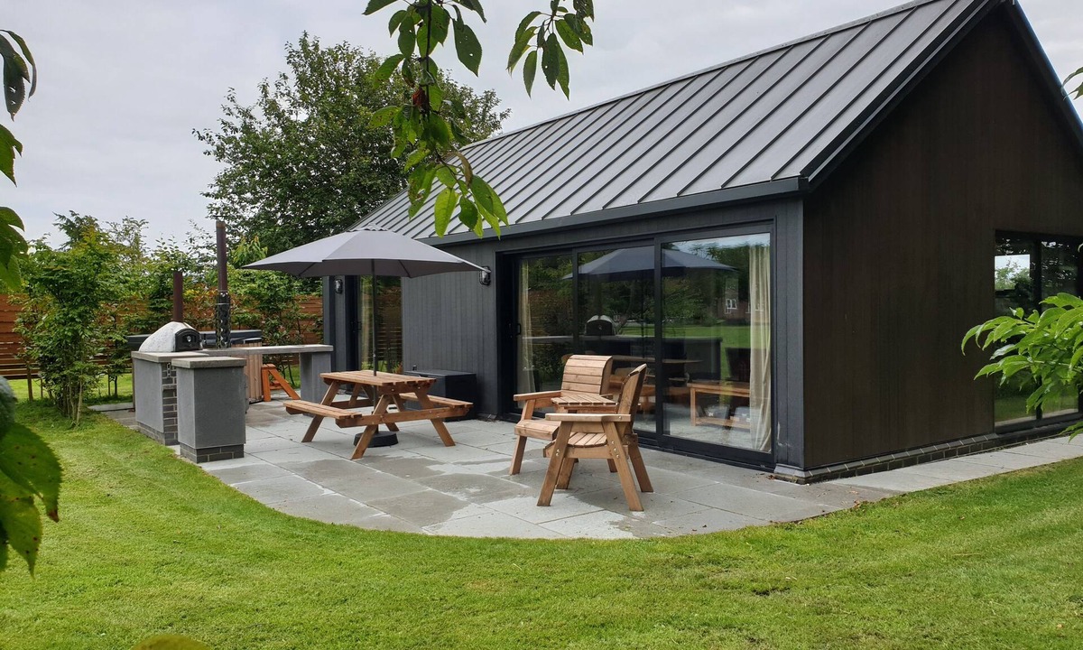 Low Catton Cottage | Blackcap