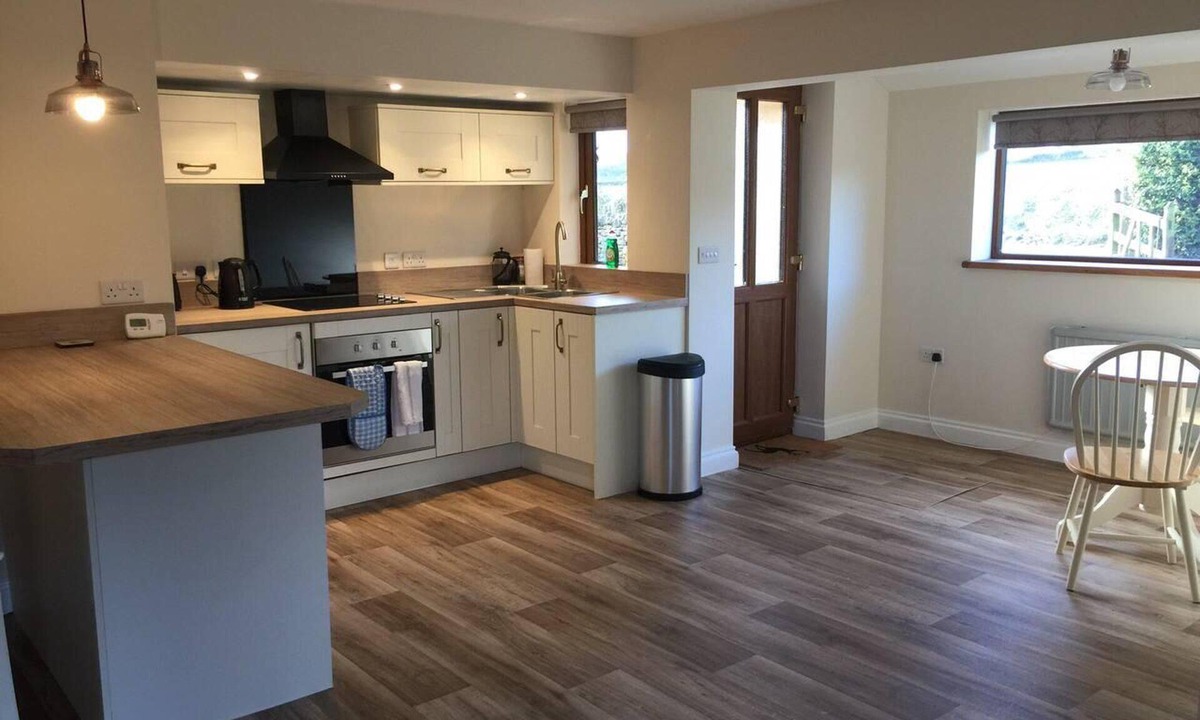 Brimpsfield House | Blacklaines Annexe Birdlip - Pet Friendly!