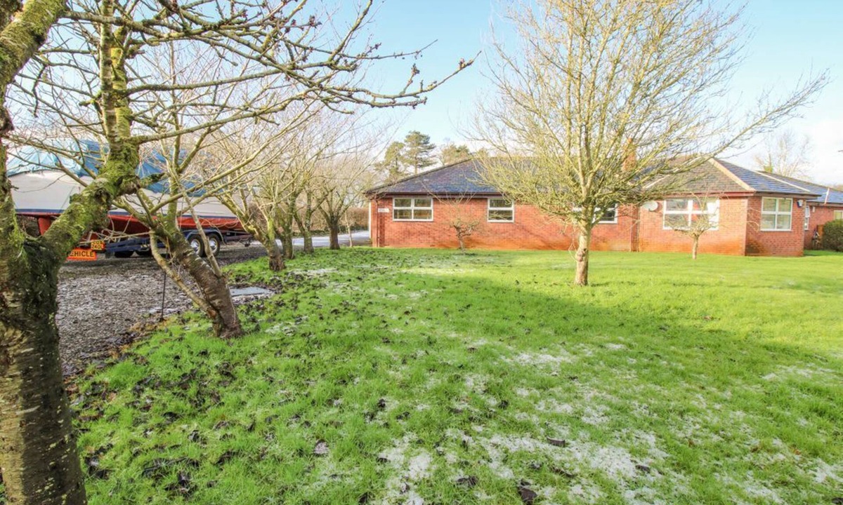 Ellesmere Apartment | Blackwater Meadows, Ellesmere