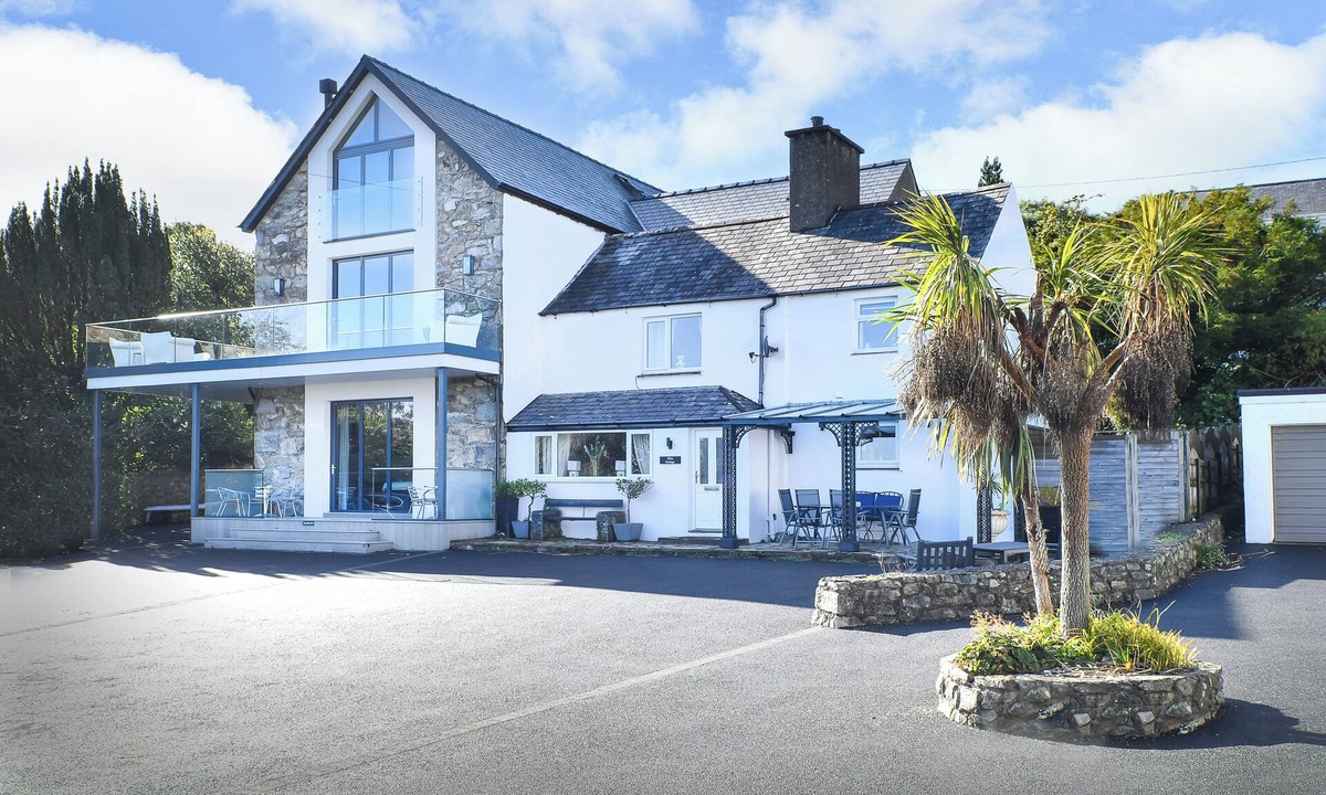 Llanbedrog House | Bliss Cottage