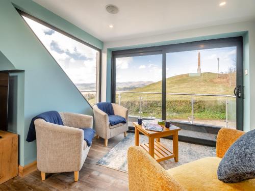 Llandudno Junction House | Blodfryn