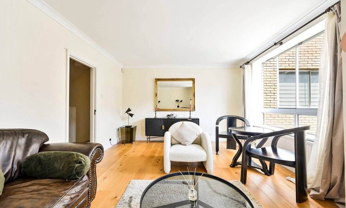 Belgravia House | bloomrooms@HydePark | Knightsbridge | Harrods