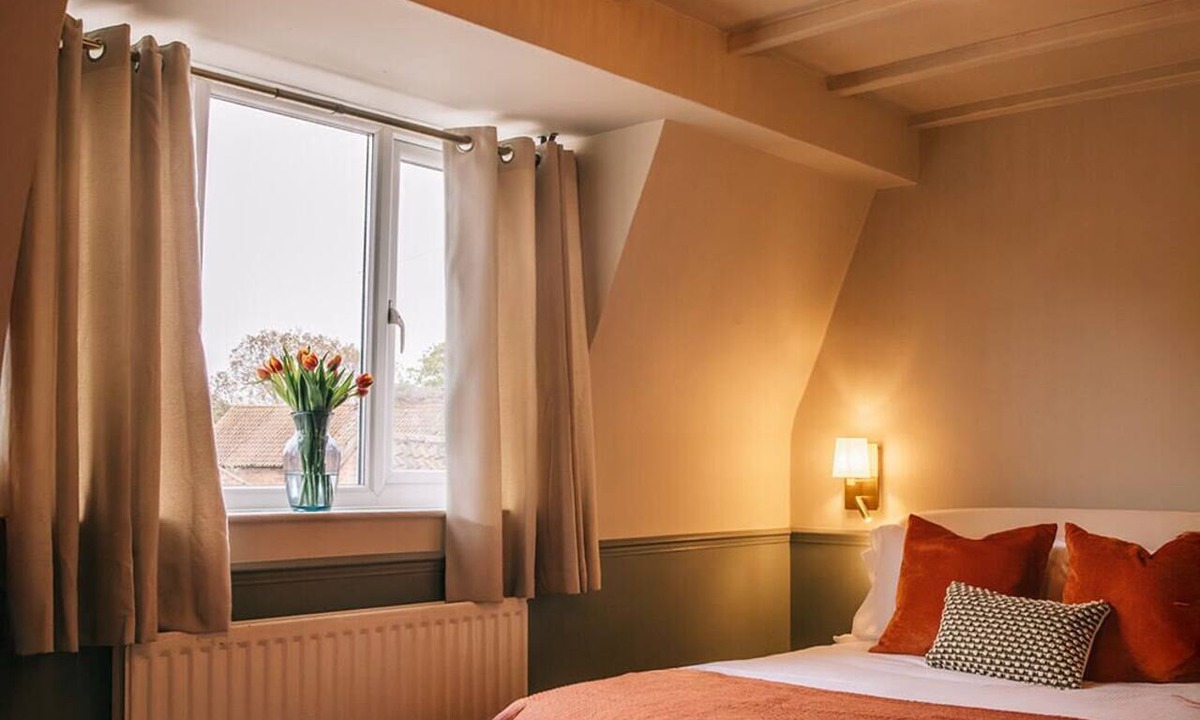 Orston Hotel | Boot and Shoe