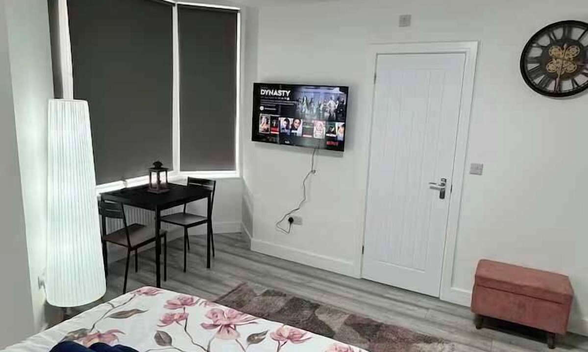 Roath Apartment | Boutique Roath Studio