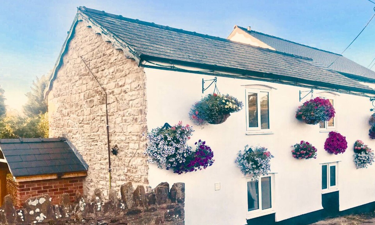 Blakeney Apartment | Brewery Lodge Sleeps 4