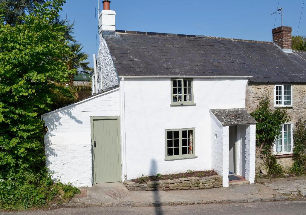 Puncknowle House | Bride Valley Cottage