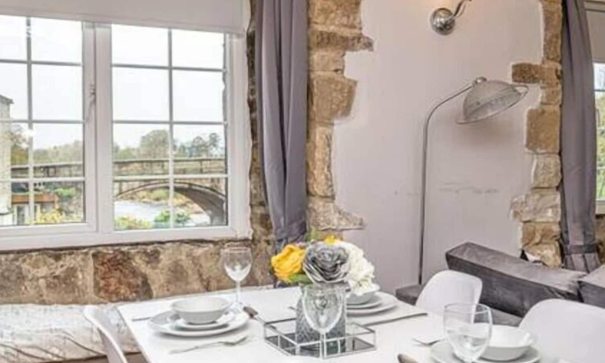 Giggleswick Apartment | Bridge End Mill by Guestz