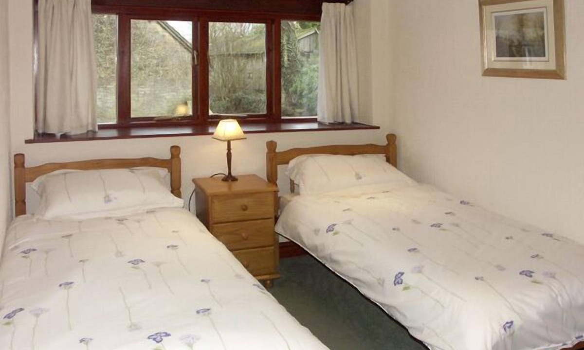 Gillingham Cottage | Brook Cottage