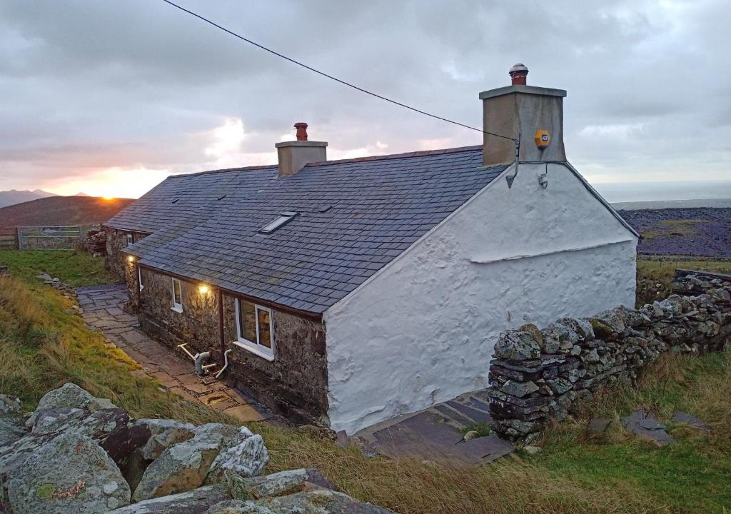 Caernarfon House | Bryn Derwen