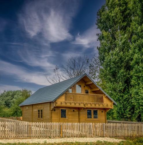 Hethel House | Buzzards Retreat