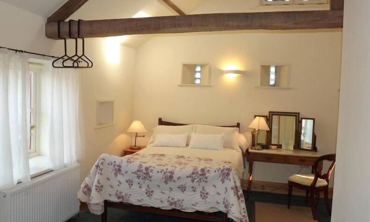 Alne House | C Farm Accomodation