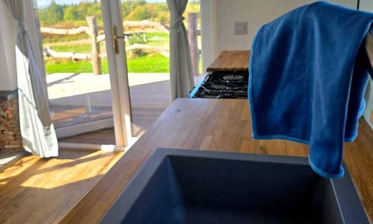 Turriff Cabin | Cabin View
