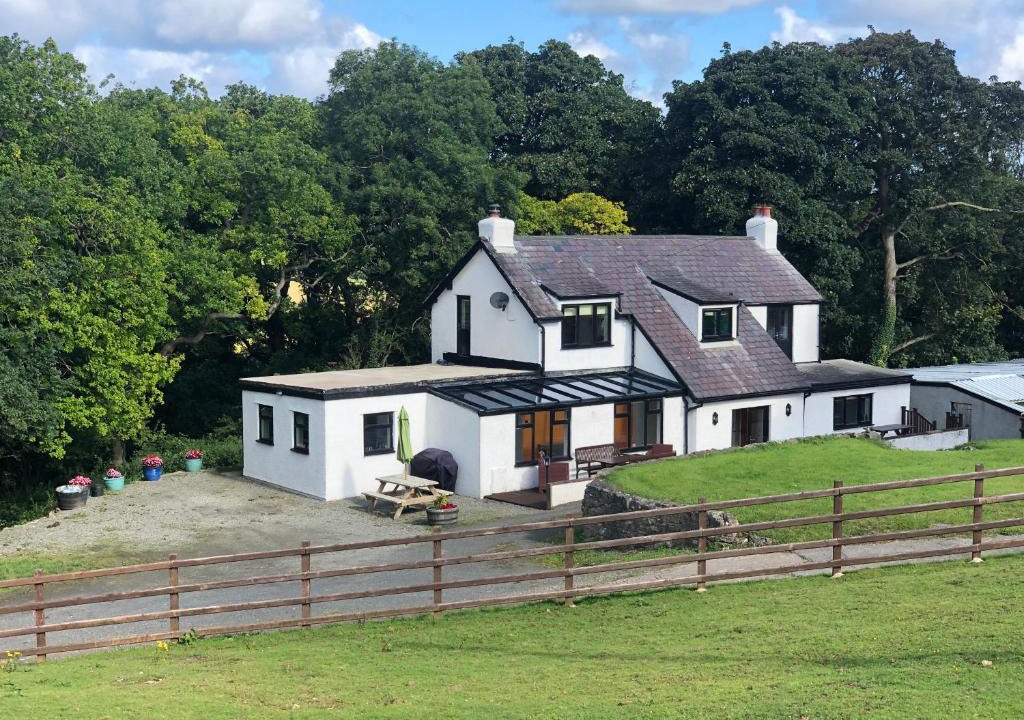 Llandudno Junction House | Cae Cwnws