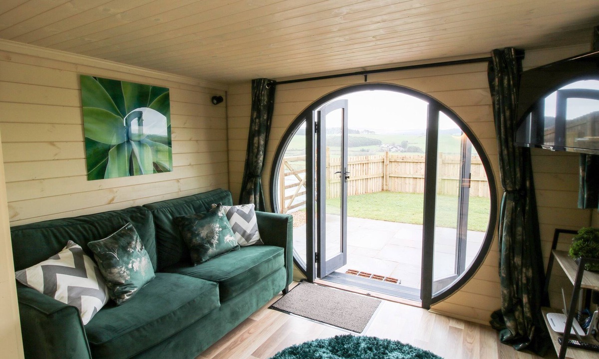 Kingswood Cottage | Callow Pod