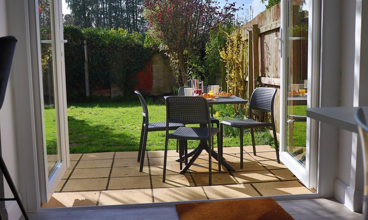 Clyst St Mary House | Causey Lodge Superb Comfy Home in Exeter