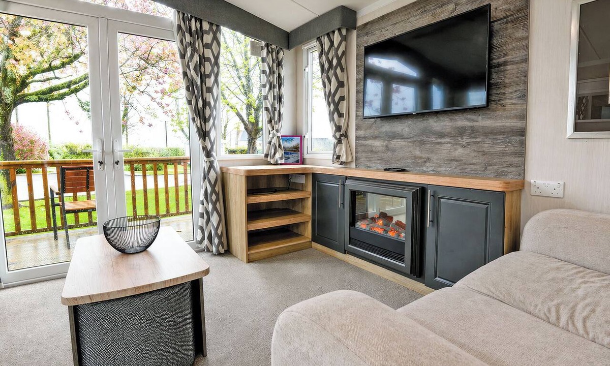 Kilgetty House | Cedar 3 Pet Friendly
