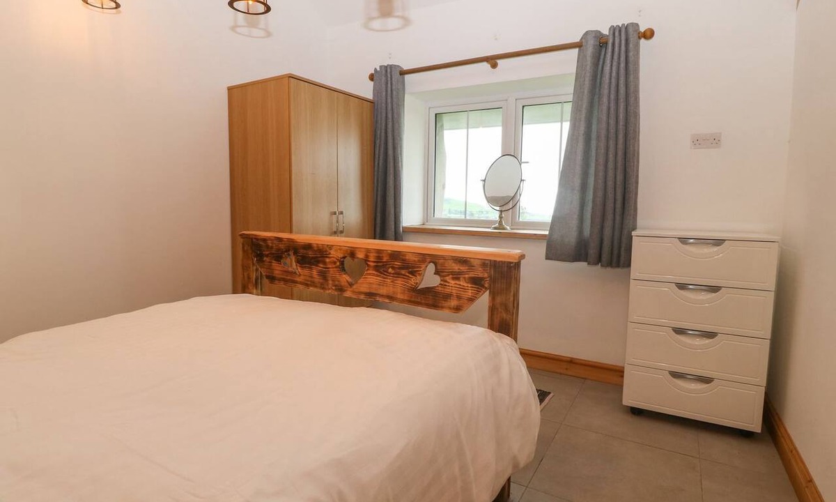 Rhyd-y-clafdy Cottage | Cefnbron