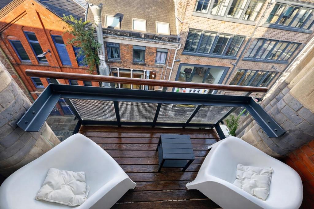 RopeWalks Apartment | Central Apt + Balcony | Walk to Bars & Shops