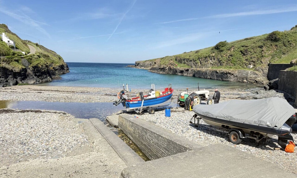 Port Isaac Cottage | Character cottage close to Port Isaac harbour – sleeps 4